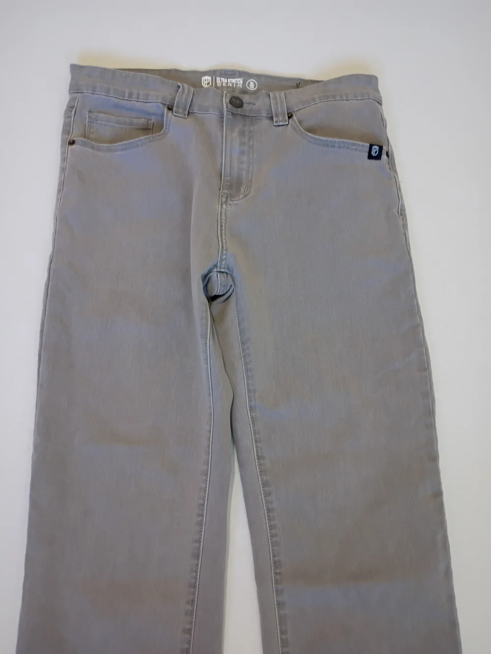 Born Primitive Gray Ultra Stretch Denim jeans size 34x30 Casual Neutral